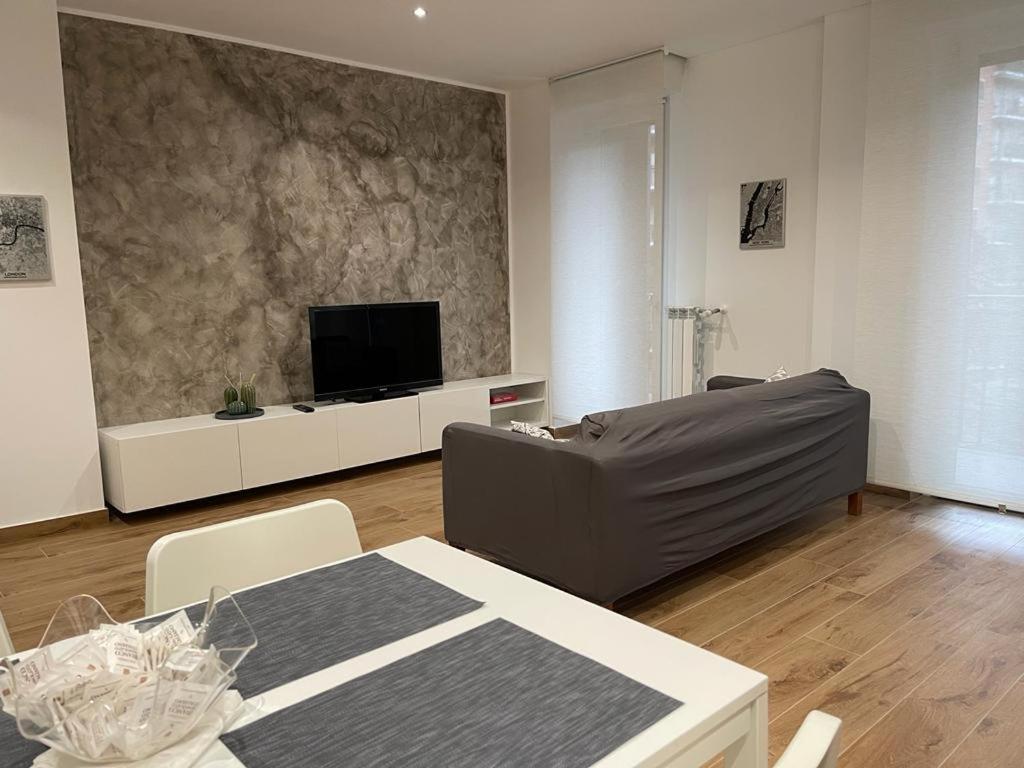 Kibilu - San Donato Vicinanze Irccs Policlinico Apartment Сан Донато Миланезе Екстериор снимка